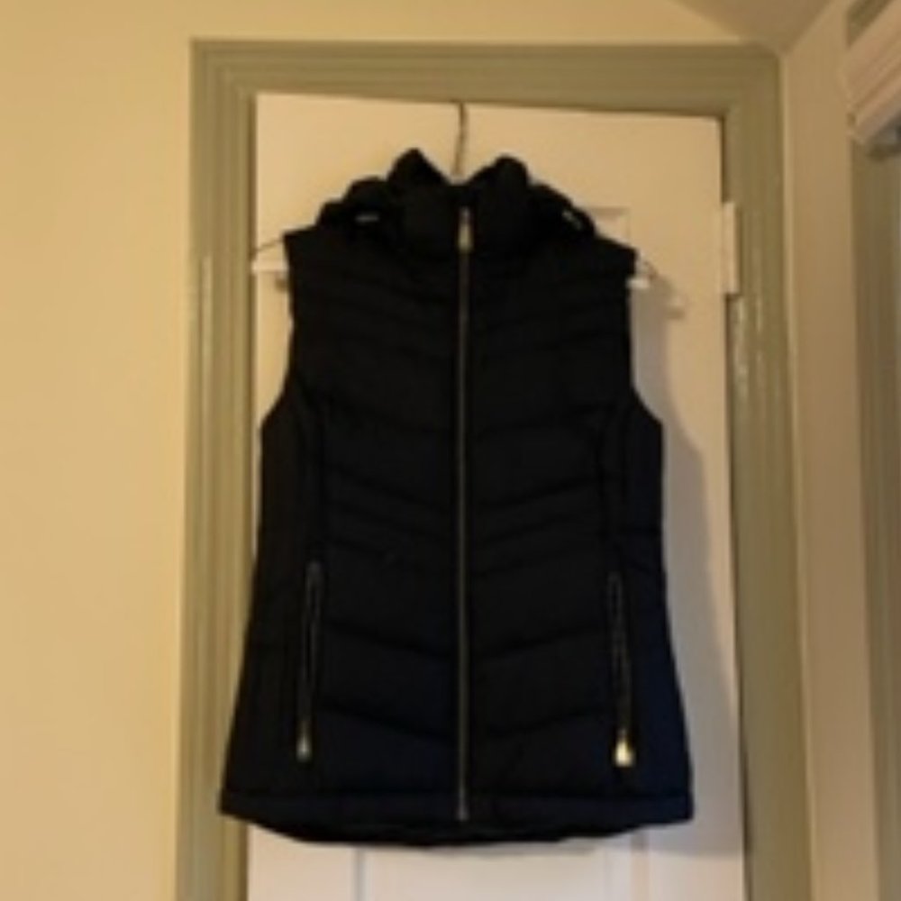 FRIDAY SALE!  MICHAEL Michael Kors Puffer Vest